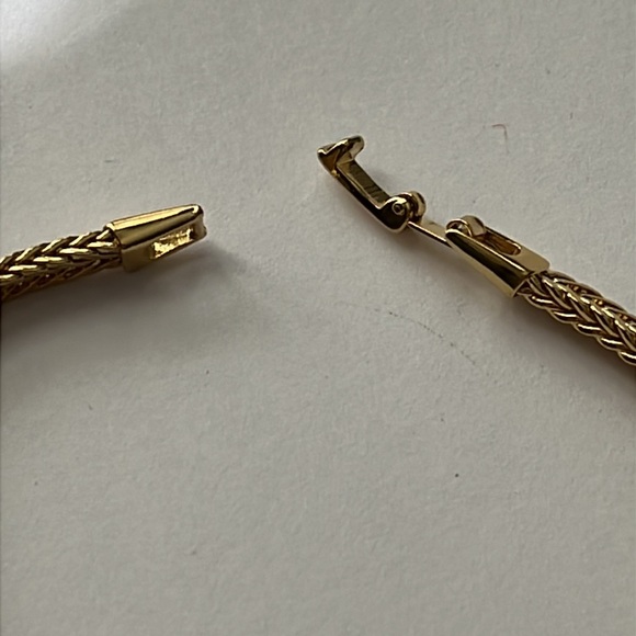 Vintage lot of 3 Goldtone 7” Bracelets /2with crystals - Picture 9 of 13